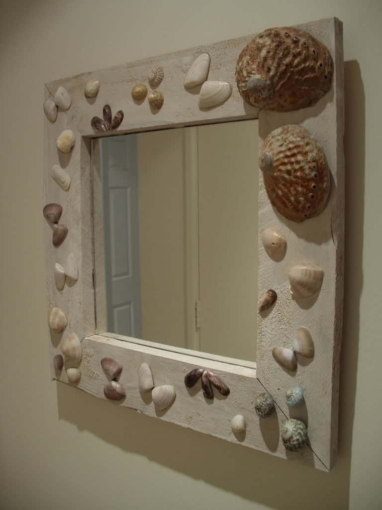 Decorating With Seashells – A Seashell Mirror
