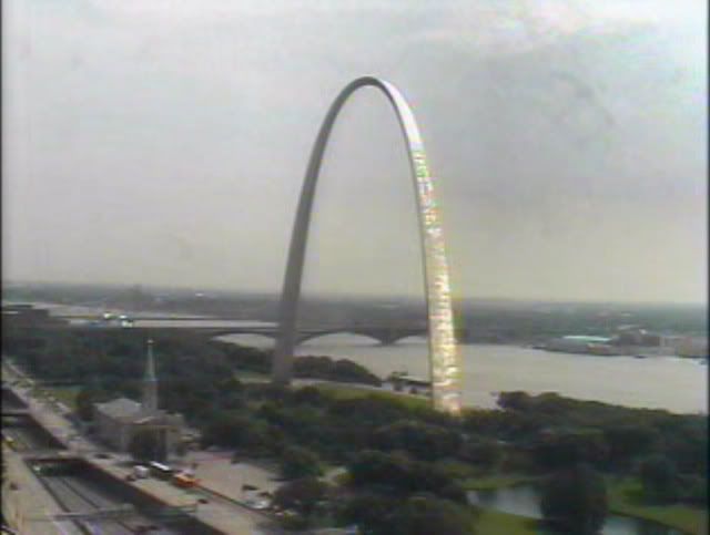 UFO on live St. Louis web cam feed of arch, RIGHT NOW!, page 1