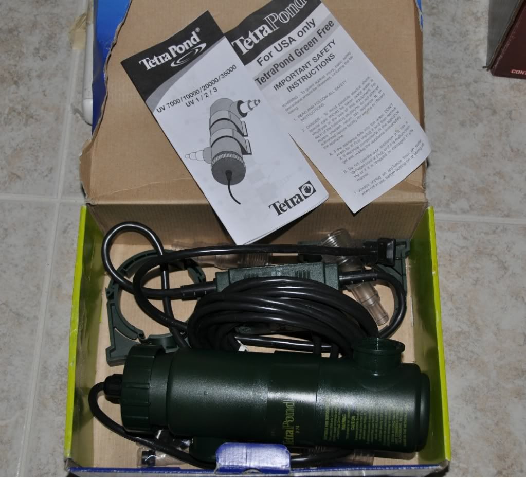 FS: Coralife Mounting Legs, UV Sterilizer & API Tap Water Filter - For