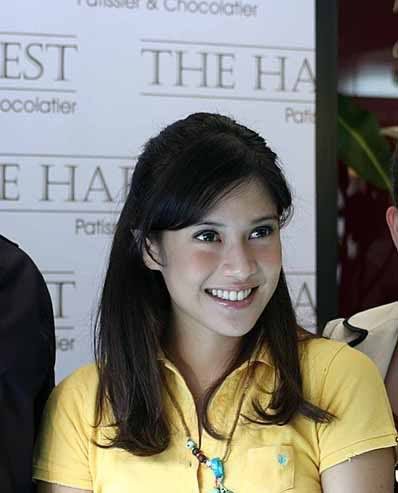 beautiful actress