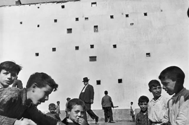 Henri Cartier-Bresson - Madrid, Spain, 1933 Henri Cartier-Bresson - Madrid, Spain, 1933