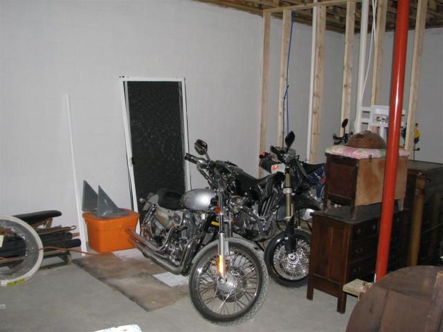Basementpaint008.jpg