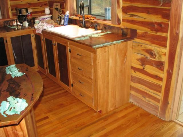 Cabinetsdone008.jpg