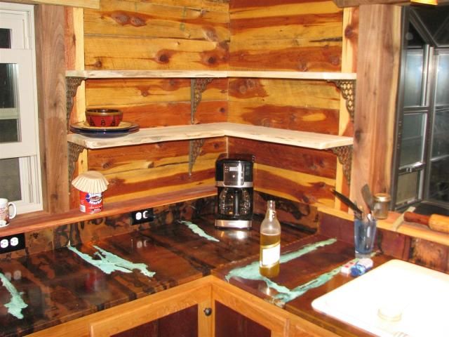 Kitchenshelves009.jpg