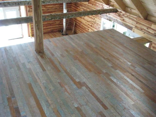 LoftFloordoneRailingsdone003.jpg