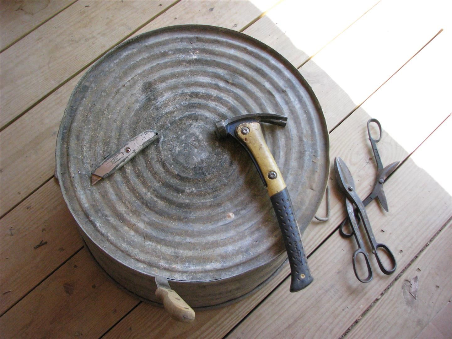 MoreBarnTin001.jpg