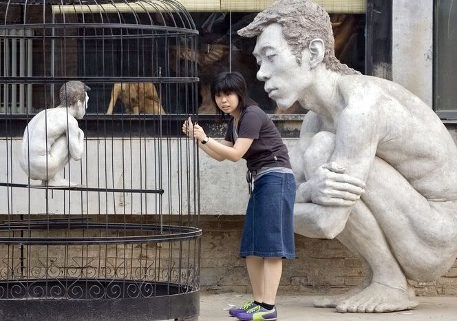 giant chinese sculpture