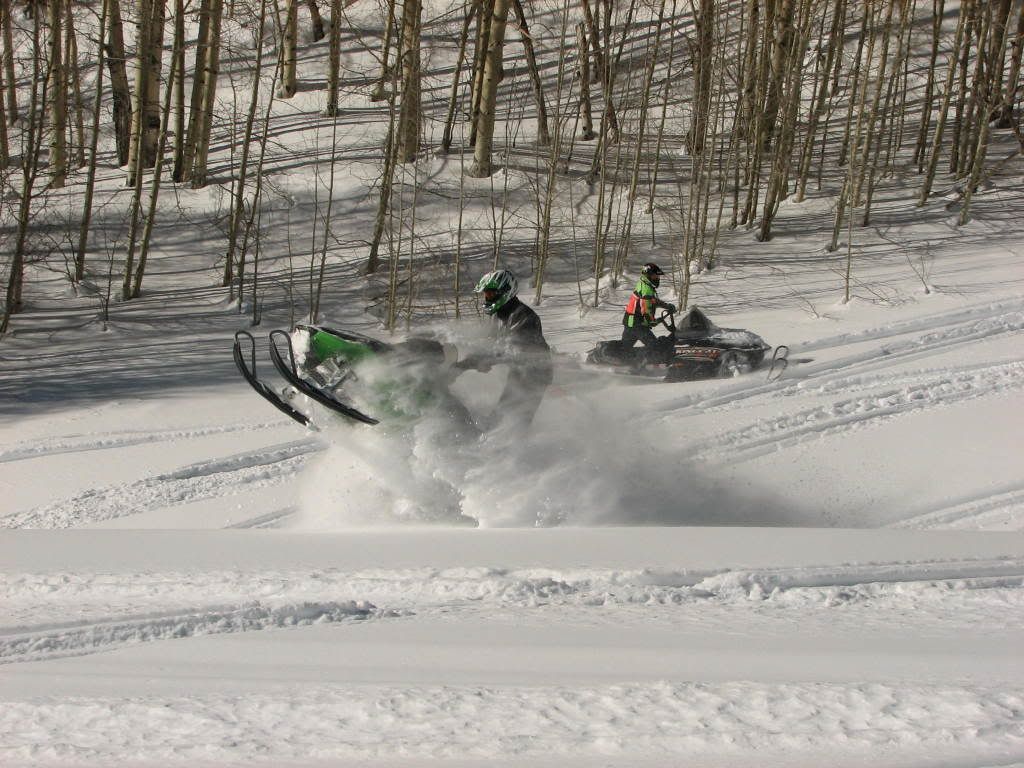 Snowmobilin2008057.jpg