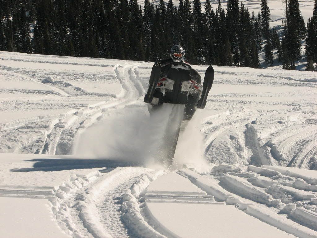 Snowmobilin2008067.jpg