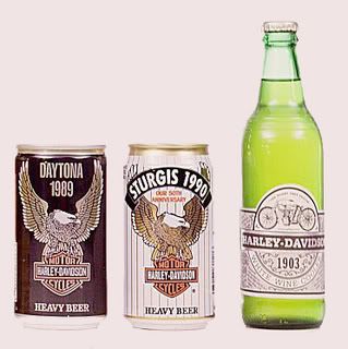 'Cachaça' Harley-Davidson Foto cervejas em lata e garrafa Harley-Davidson
