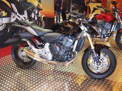 Nova Honda Hornet CB 600F Foto Nova Honda Hornet CB 600F (lançamento no Brasil 2008 - cor preta)