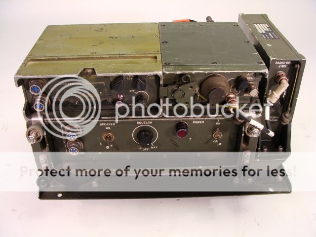 Hughes AN / GRC-213 Military Vehicle Radio Set AM-6874 / PRC-104 RT ...