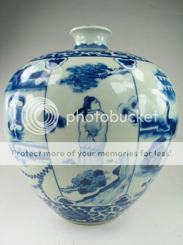 Four Bel esprits * Chinese Blue & White Vase  